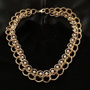 16" Gold and Pearl Necklace
